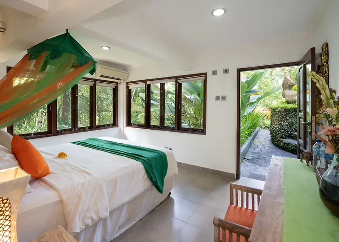 Kupu Kupu Private Villa